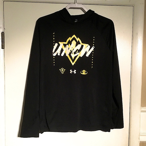 Under Armour UNC Wilmington Basketball Shirt Hoodie - Picture 1 of 3